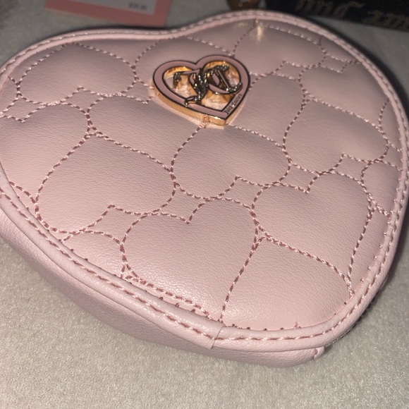 Juicy Couture Heart Coin Pouch ❤️ - Picture 2 of 7